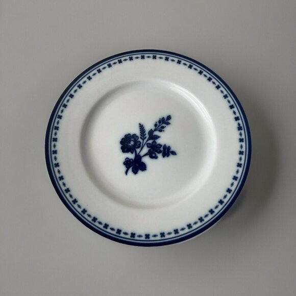 Williams Sonoma Flow Blue Pattern Dessert Salad Plates 7 5/8" Flowers Set of 2 - Picture 3 of 12